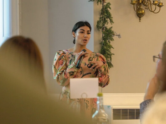 lady presenting cpd