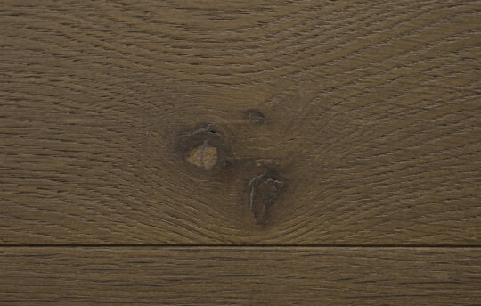 Kingham Plank wood flooring swatch