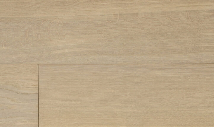 Delphis Plank swatch