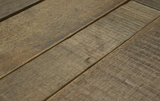 Merrain Plank Antique wood floor swatch image