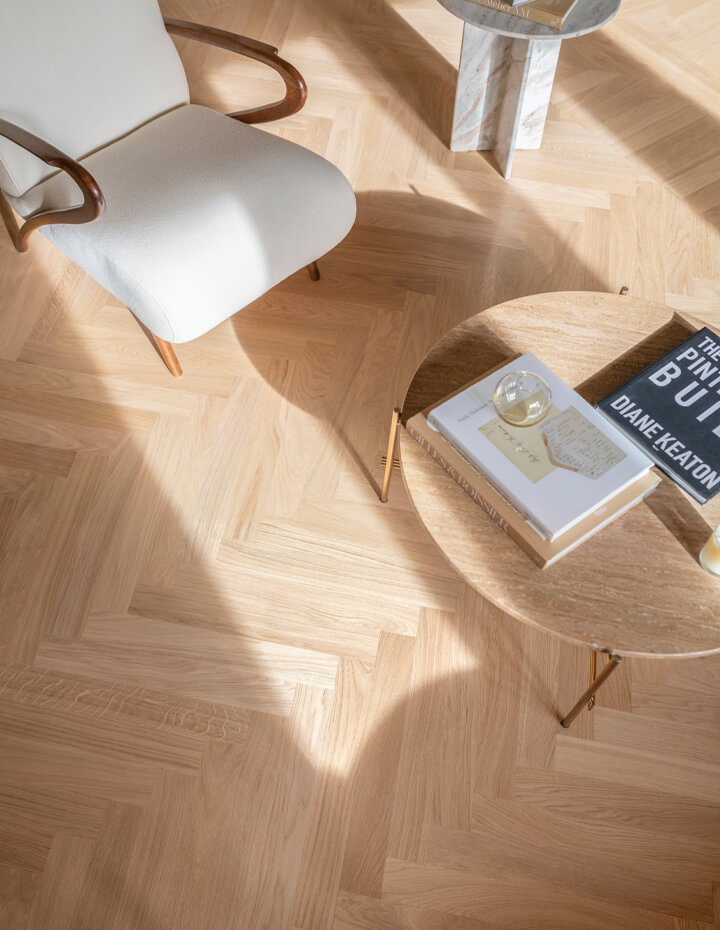 Motcombs Narrow Herringbone