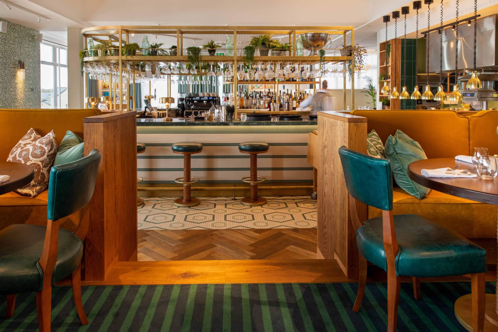 Restaurant RenMor Headland Hotel c/o Magdalena Gough Photography, DO Design Studio