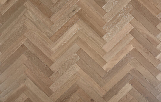 Hutton Narrow Herringbone Swatch